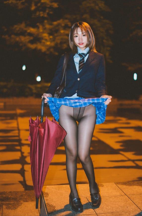 柒柒要乖哦 – NO.018 深夜公园JK[35P-343MB]-1