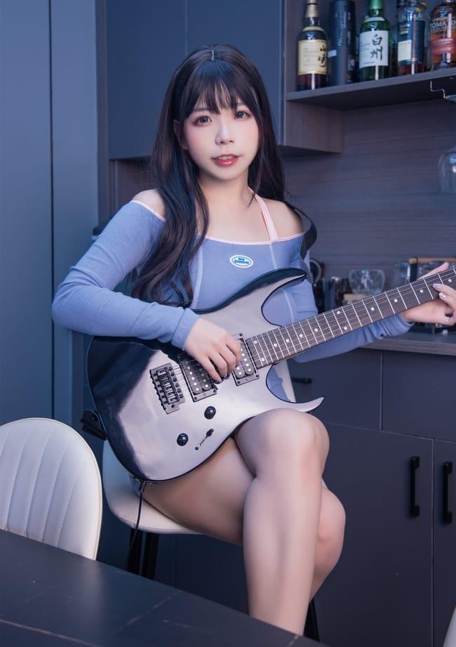 无颜小天使wy –NO.15 吉他妹妹2.0[25P-370MB]