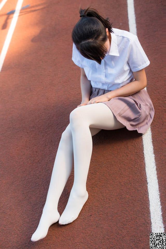 森萝财团 – R15-030 操场上的白丝[67P416M]-1