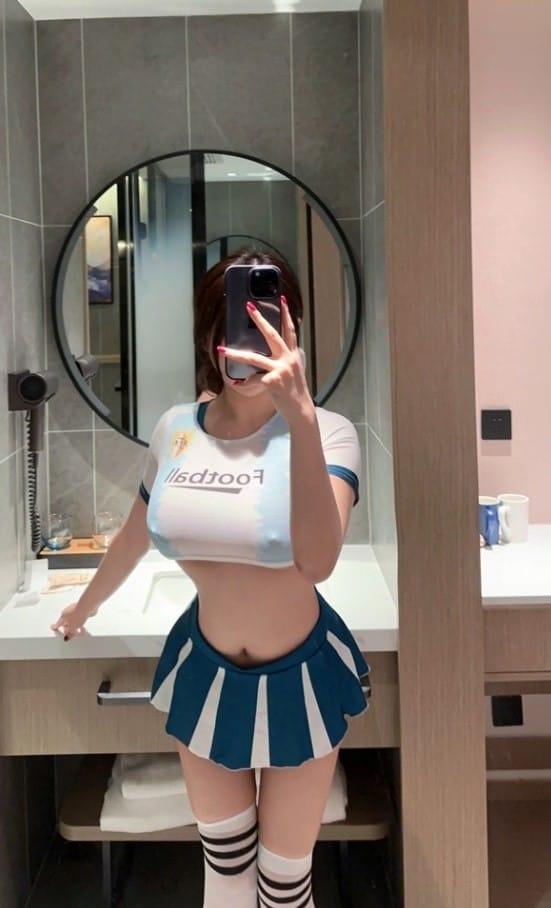 [微密圈]奶宝妹纸 –足球宝贝 [34P15V-1.19GB]-3