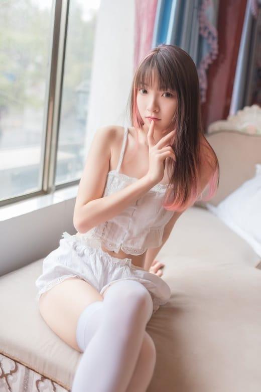 喵糖映画 VOL.249 蕾花白丝睡衣 [49P/247MB]-1