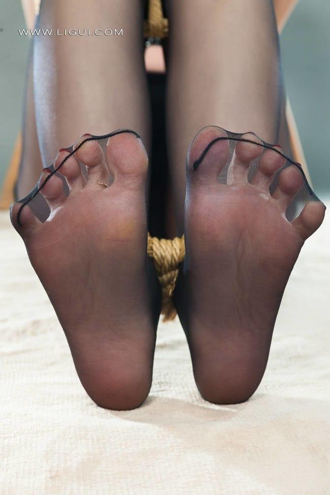 [Ligui丽柜]2022.03.24 《紧缚丽莲》玄子 [60+1P/79.8MB]-1